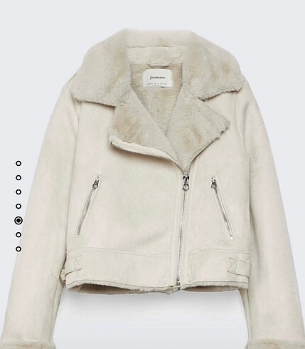 stradivarius mont
