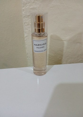 Cosmed Cosmed bariyer onarıcı krem-Narsico tester pudra bayan parfüm