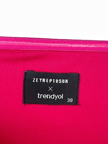 38 Beden pembe Renk Trendyol & Milla Uzun Elbise %70 İndirimli.