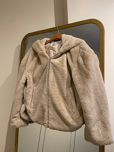 Zara mont