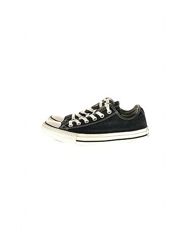 Converse Spor Ayakkabı %70 İndirimli.