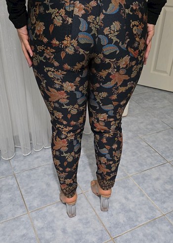 Kemer Detaylı Baskılı Bohem Kadın Pantolon - Görsel 2