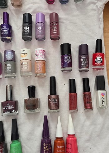 Çok Renkli Hafif Tonlarda Oje Seti - Görsel 3