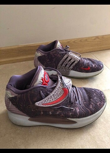 40 Beden Nike spor ayakkabısı 
