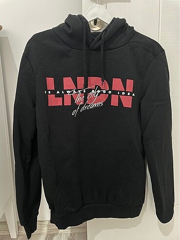 Kapüşonlu Sweatshirt
