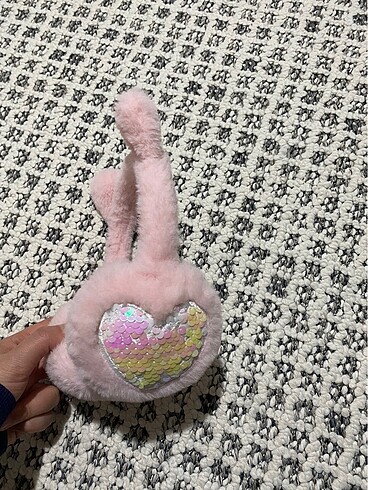 Peluş kulaklık