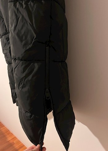 LCW Kadın Siyah Uzun Şişme Mont - Görsel 3