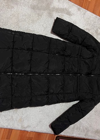 LCW Kadın Siyah Uzun Şişme Mont - Görsel 7