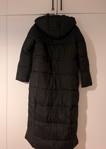 LCW Kadın Siyah Uzun Şişme Mont - Görsel 5