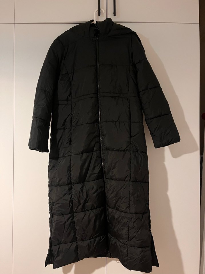 LCW Kadın Siyah Uzun Şişme Mont - Görsel 2