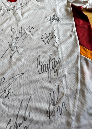 Galatasaray 24/25 İmzalı Forma - Görsel 3