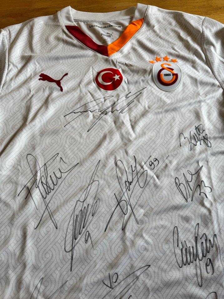 Galatasaray 24/25 İmzalı Forma - Görsel 2