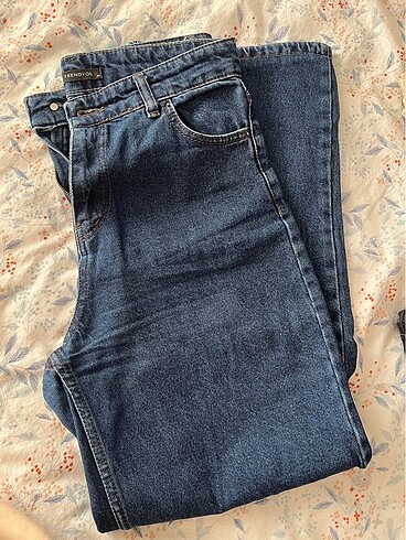 Milla Wide Leg Jean