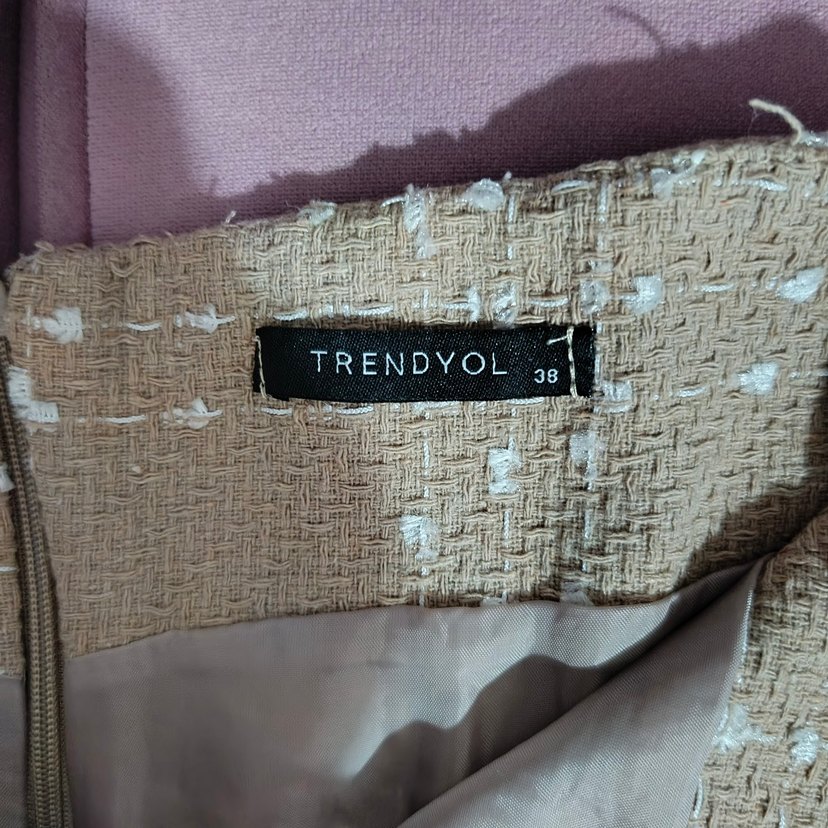 Düğmeli Bej Mini Etek - Görsel 2