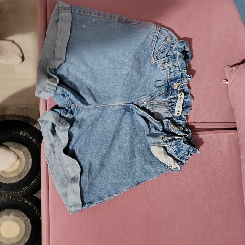 Düğmeli Mini Kot Şort Kadın - Görsel 2