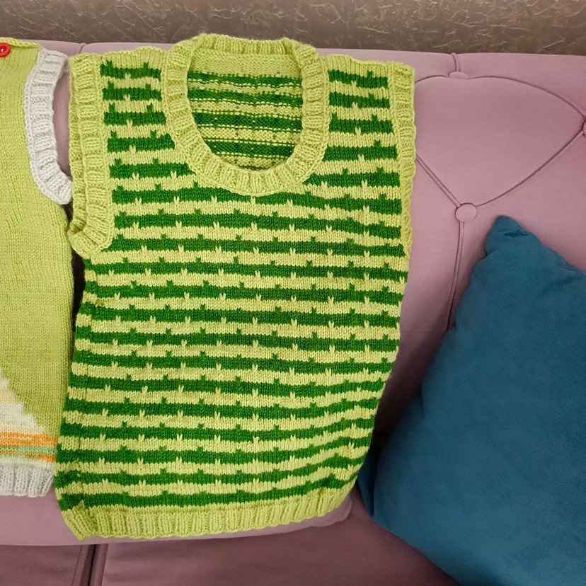 Kız Çocuk Triko Kolsuz Süveter el örgüsü  üç adet fiyatı dır - Görsel 3