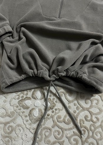 Gri Yüksek Yakalı Fermuarlı Sweatshirt - Görsel 4