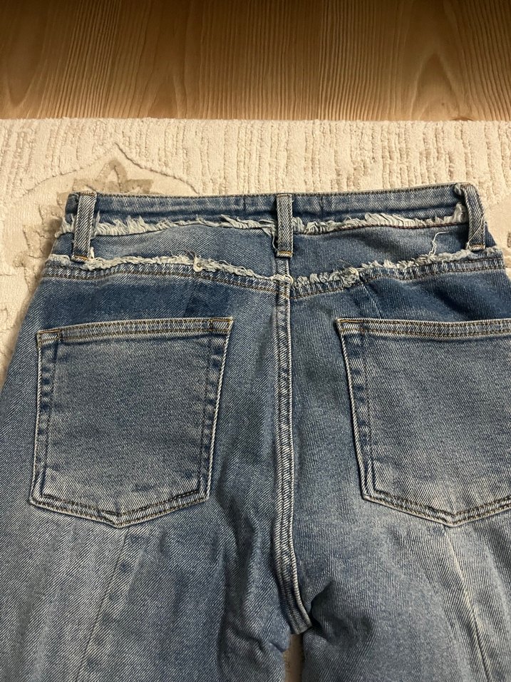 Gri Mavi Bağcıklı Bol Kesim Midi Kot Pantolon - Görsel 4