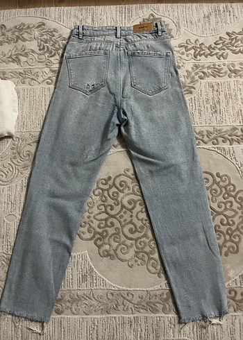 Yırtık Detaylı Midi Boy Mavi Denim Pantolon - Görsel 4