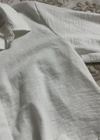 Düğmeli Beyaz Keten Kadın Gömlek - Görsel 2