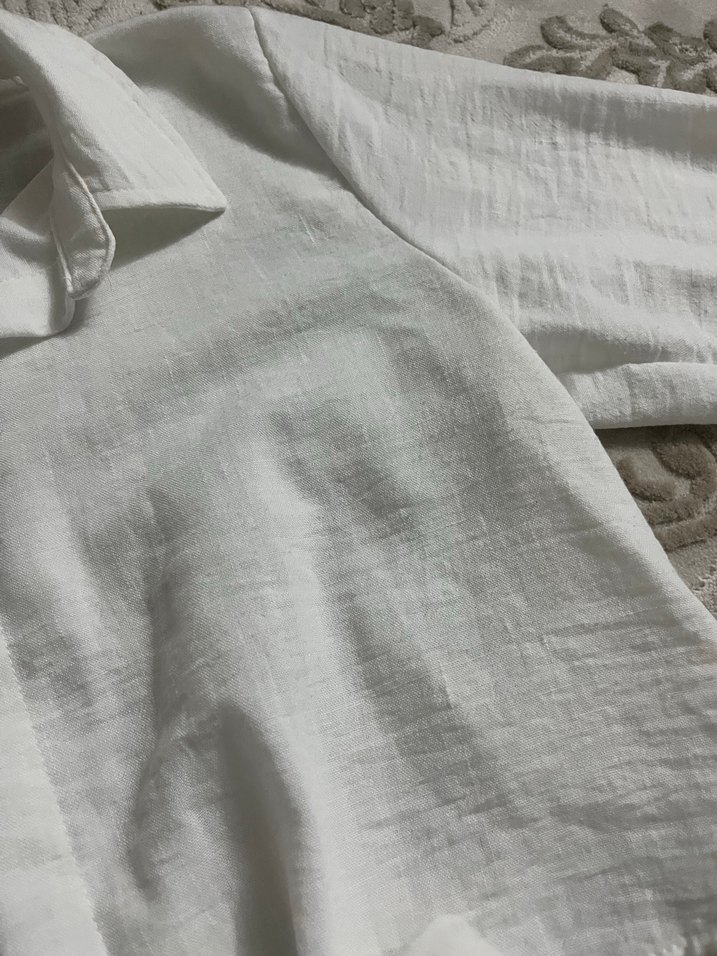 Düğmeli Beyaz Keten Kadın Gömlek - Görsel 2