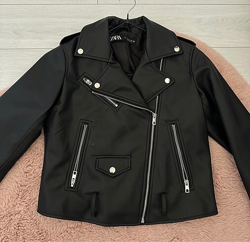 Zara Suni deri ceket
