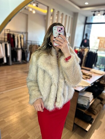 Zara kürk