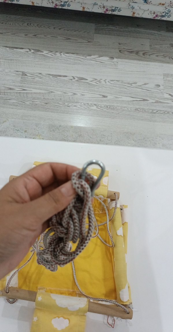 Beyaz Bulut Desenli Sarı Çocuk Hamak - Görsel 4