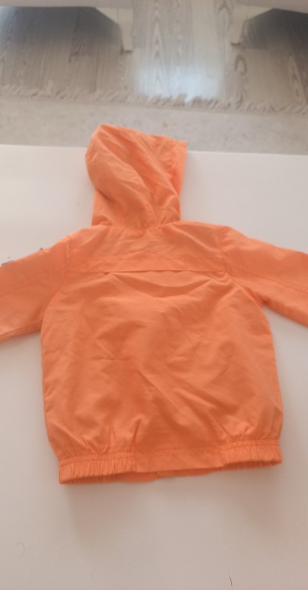 Turuncu Kapüşonlu  Çocuk Ceketi - Görsel 3