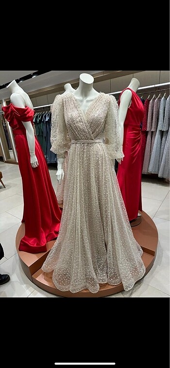 nişanlık/ nikah elbisesi