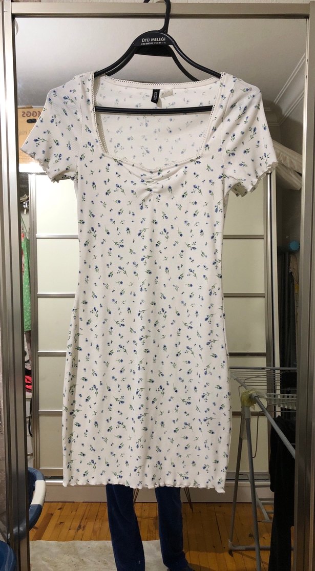 Dantel Detaylı Beyaz Midi Elbise - Görsel 3