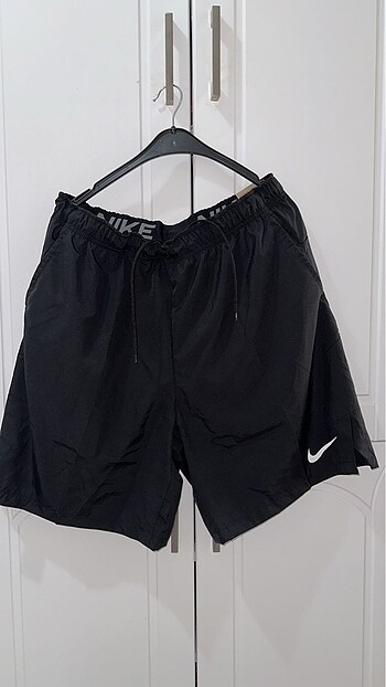 Nike şort