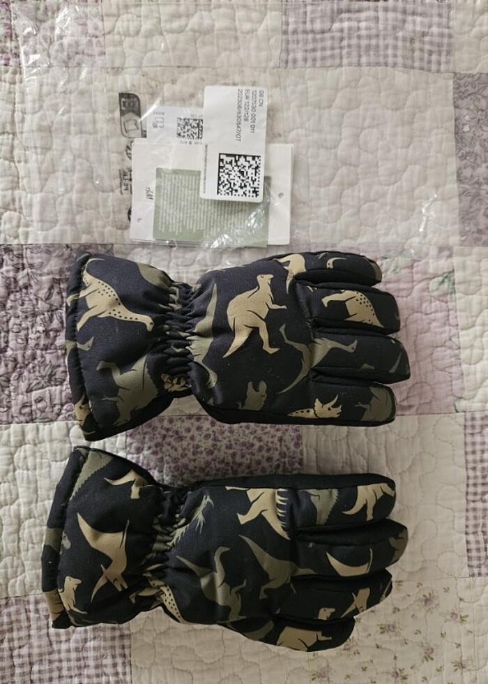 H&M dolgulu su tutmaz eldiven - Görsel 4