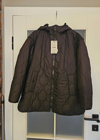 Zara kapüşonlu kapitone mont - Görsel 5