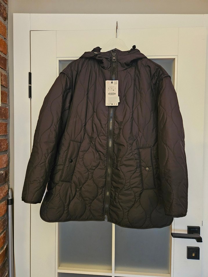 Zara kapüşonlu kapitone mont - Görsel 5