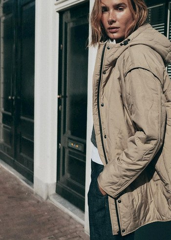 Su geçirmez kapitone kapüşonlu mont - Görsel 5