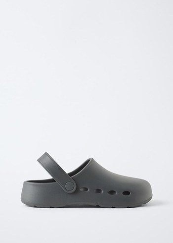 zara 32