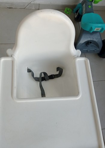 Diğer Beyaz yüksek sandalye, gri ayaklı