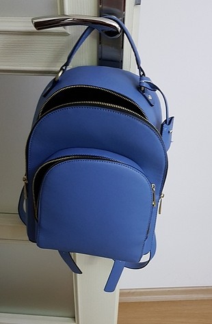 mavi sırt çantası