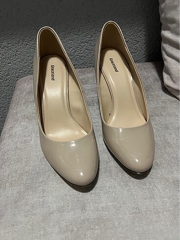 40 Beden ten rengi Renk 40 numara stiletto