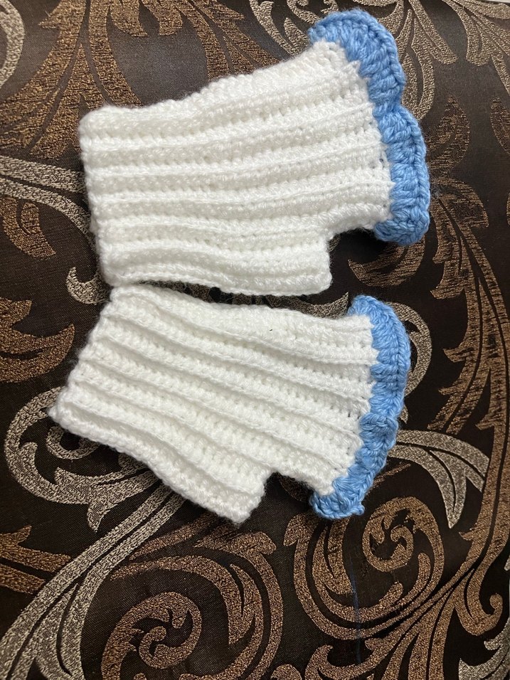 Mavi Kenarlı Beyaz Örgü Eldiven - Görsel 2