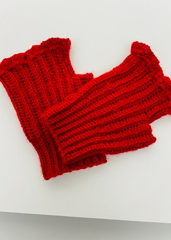 Kırmızı Örgü Parmaksız Kadın Eldiveni - Görsel 2