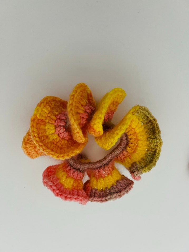 Renkli Örgü Fırfırlı Kadın Saç Tokası - Görsel 2