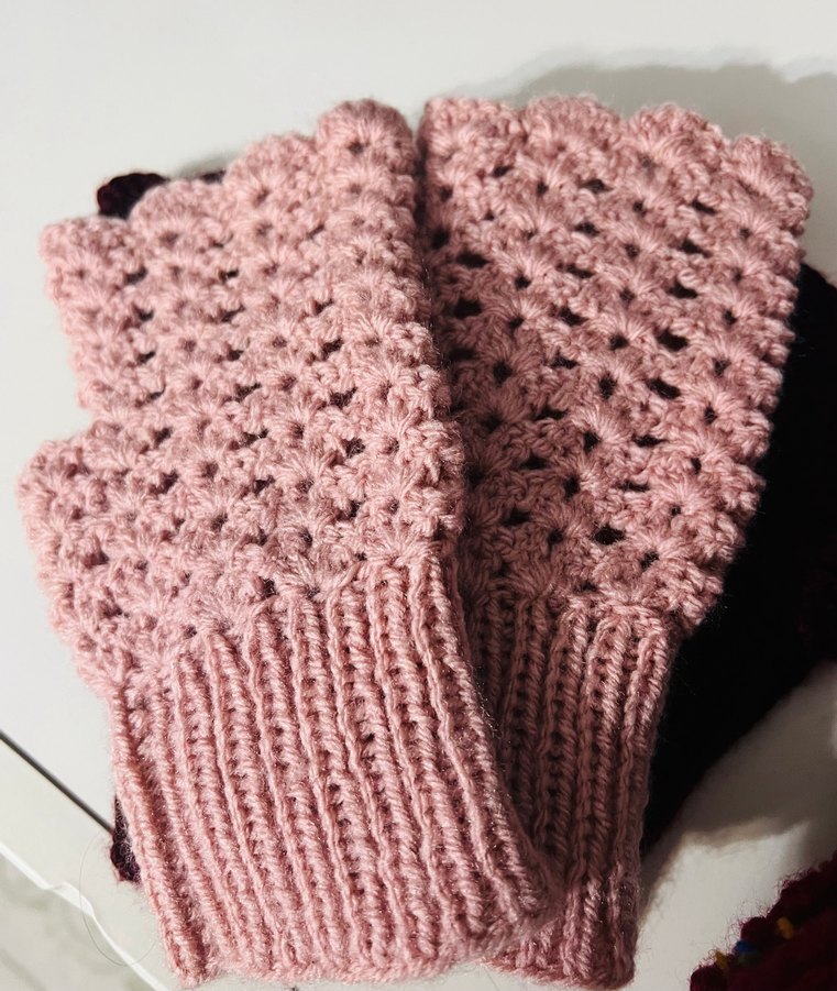 Pembe Örgü Kadın Eldiven - Görsel 2