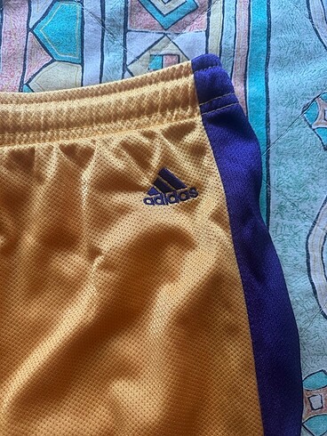 s/m Beden Adidas lakers şort