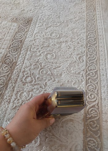 Altın Renkli Şarjlı Traş Makinesi - Görsel 3