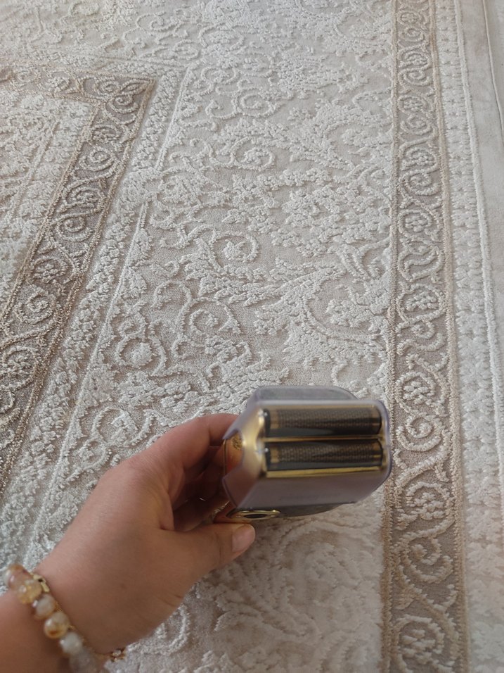 Altın Renkli Şarjlı Traş Makinesi - Görsel 3