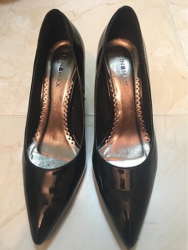 Winmax marka siyah rugan stiletto