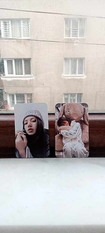Lisa PC set hasar yoktur yeni hafif parlaktır 