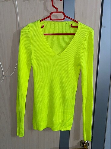 neon V yaka kazak